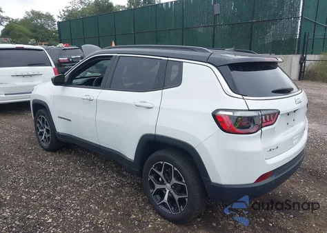 2024 Jeep Compass Limited 4X4 z USA, uszkodzony, nr VIN 3C4NJDCN1RT164858